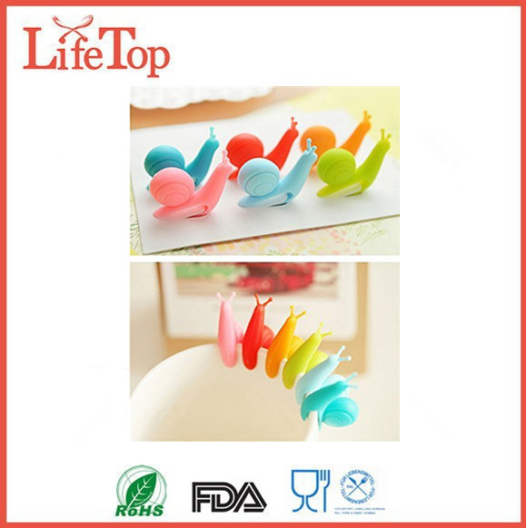 Cute Snail Shape Silicone Tea Bag Holder (Candy Colors)